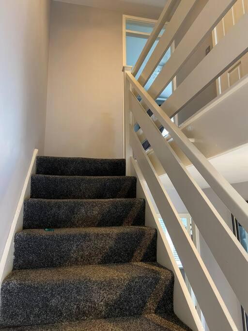 Garland Way 2 Bed House Sheffield Free Parking 5 Min From M1 Mosborough Exterior foto