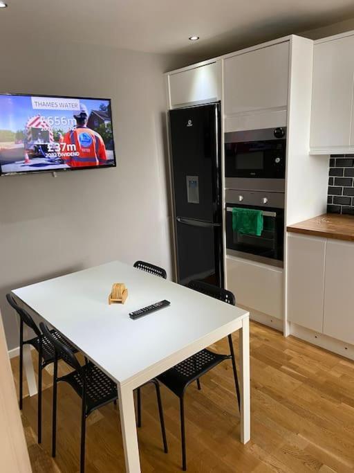 Garland Way 2 Bed House Sheffield Free Parking 5 Min From M1 Mosborough Exterior foto